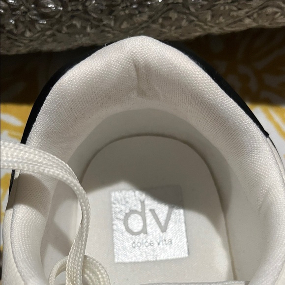 DV by Dolce Vita Women's Ivory and Ebony Sneakers - Picture 3 of 6